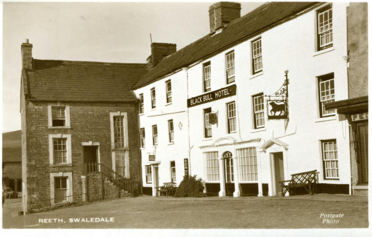 Black Bull Hotel Reeth Exterior photo